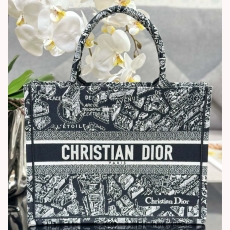 Christian Dior Shopping Bags